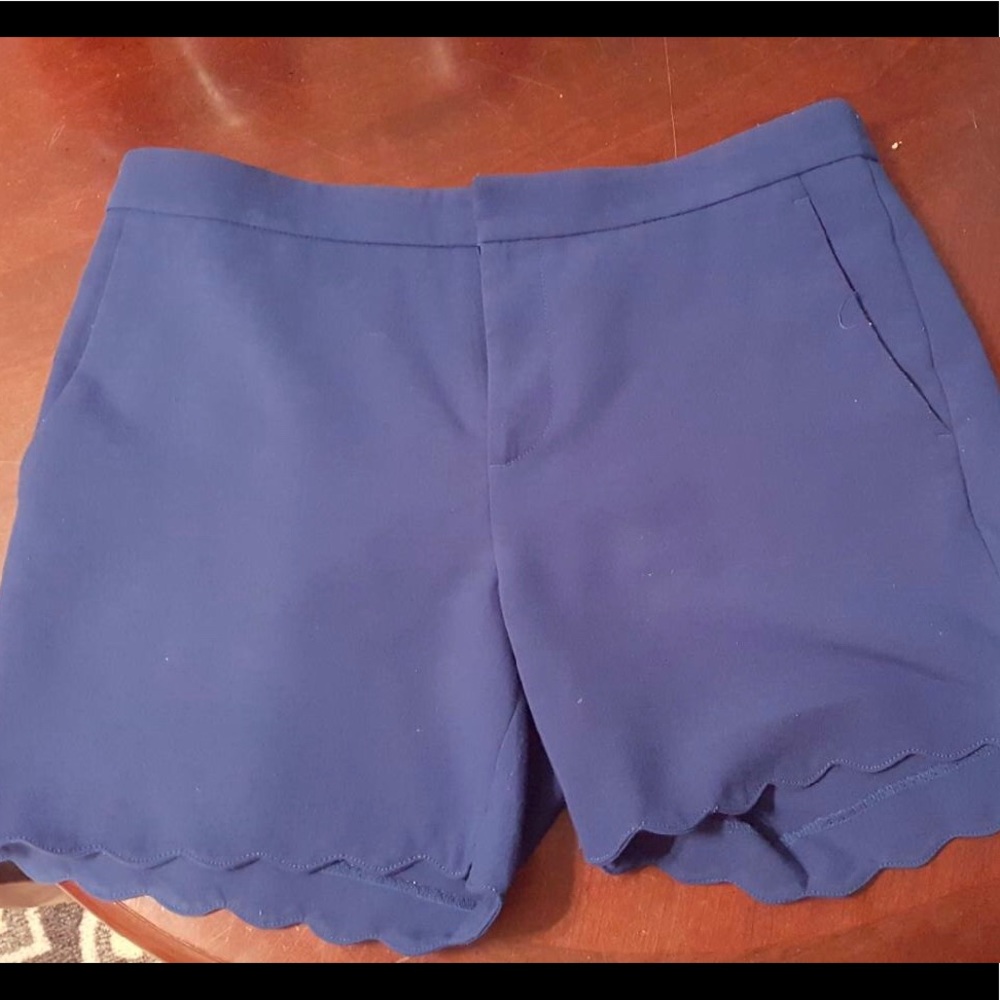 Banana Republic Scalloped Shorts